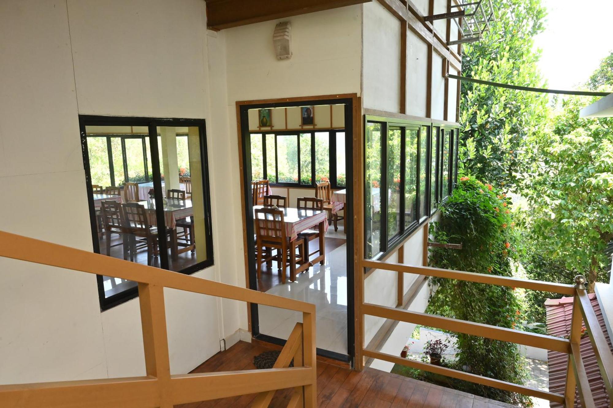 Bell Vedera Resort Munnar Bagian luar foto