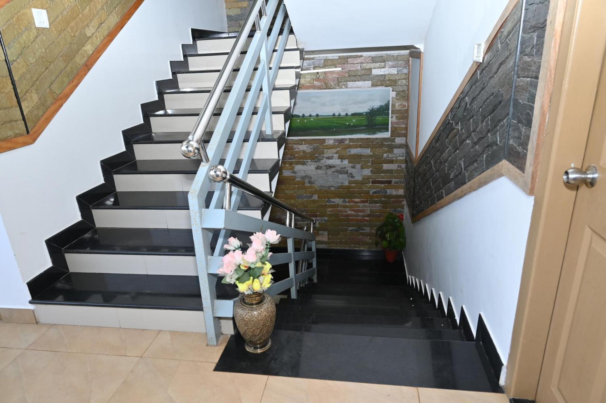 Bell Vedera Resort Munnar Bagian luar foto