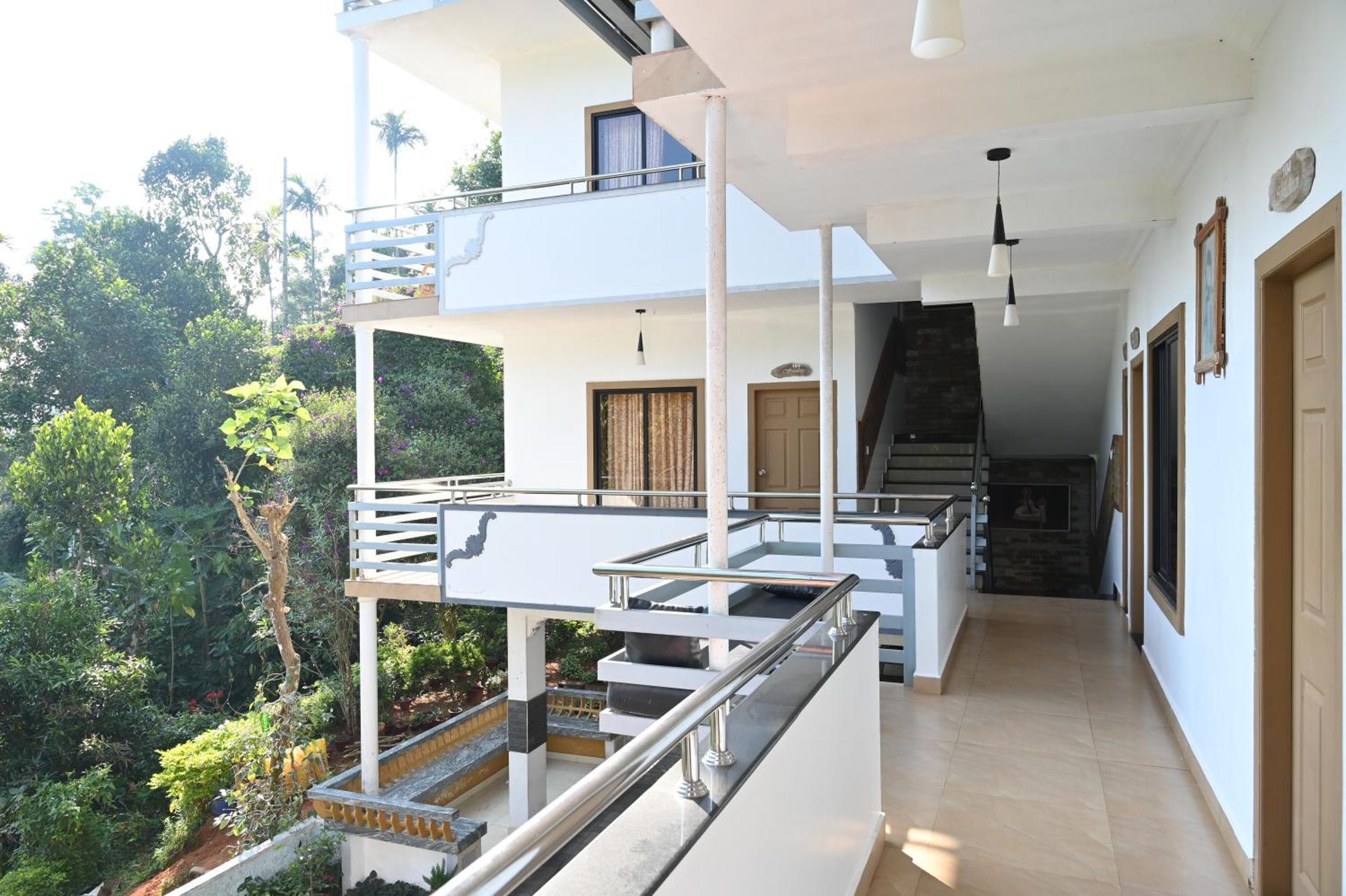 Bell Vedera Resort Munnar Bagian luar foto