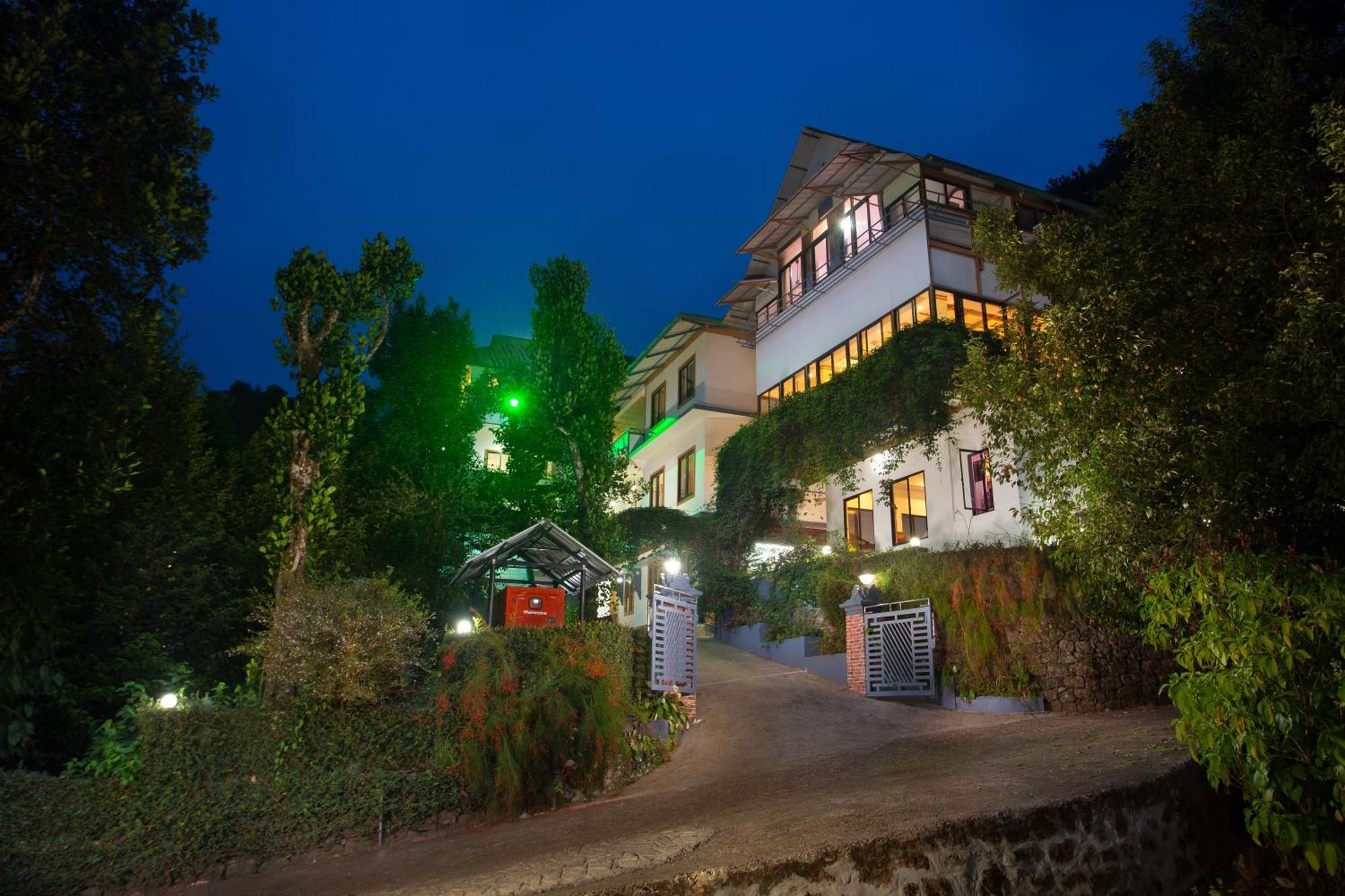 Bell Vedera Resort Munnar Bagian luar foto