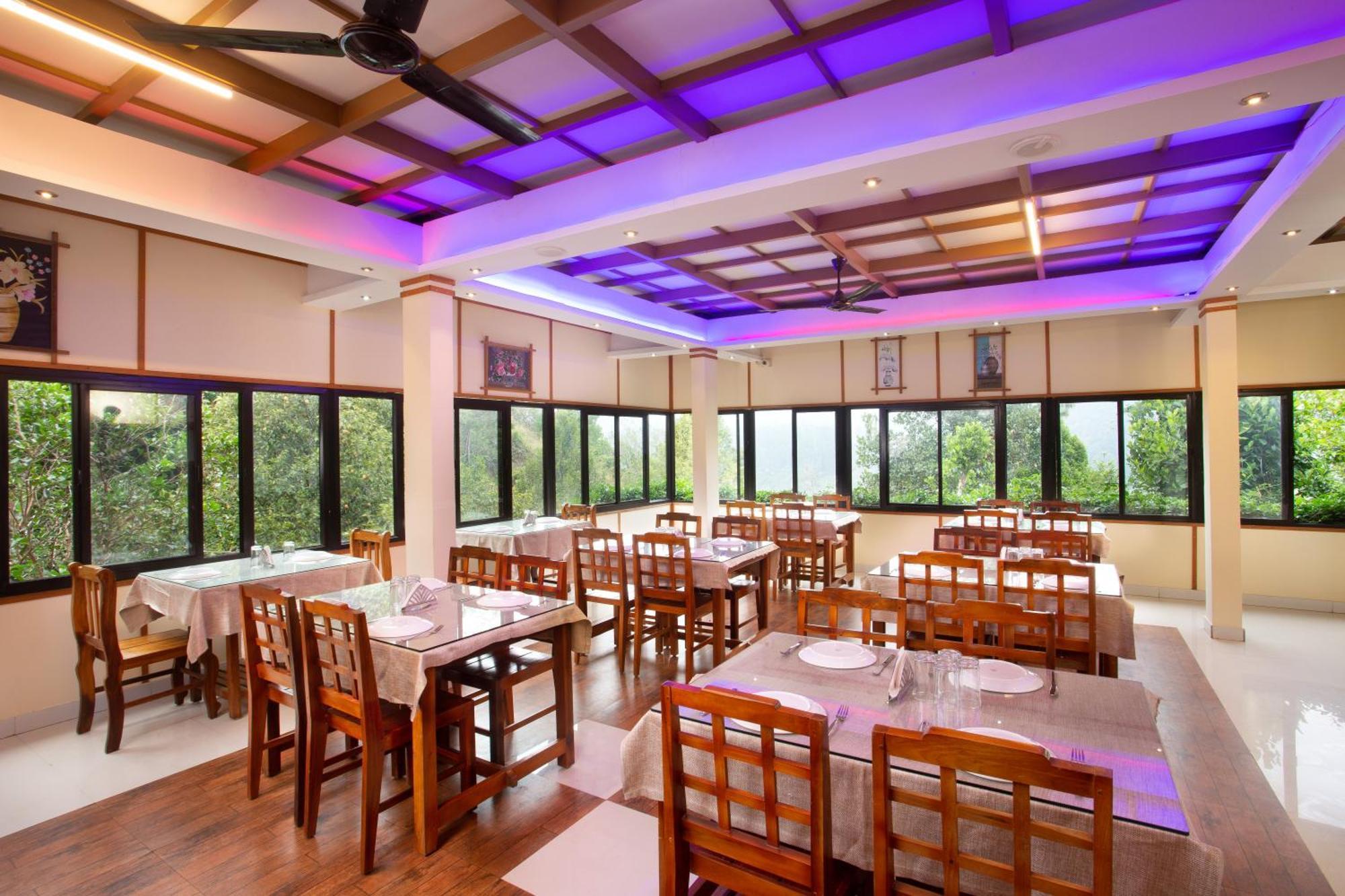 Bell Vedera Resort Munnar Bagian luar foto