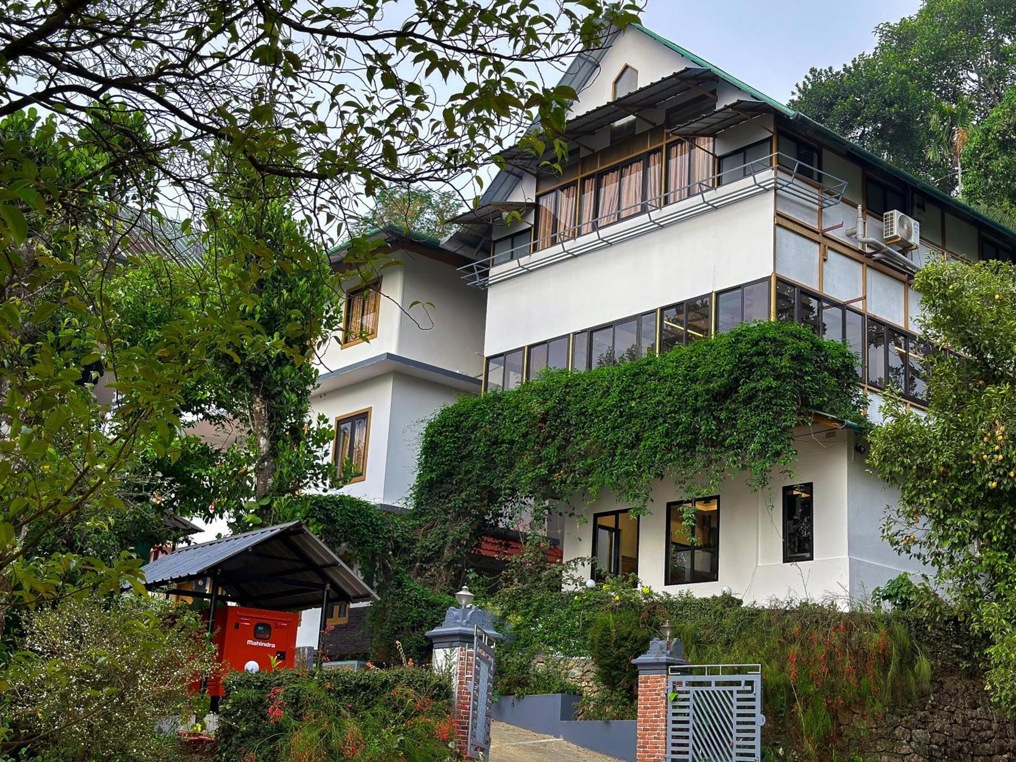 Bell Vedera Resort Munnar Bagian luar foto